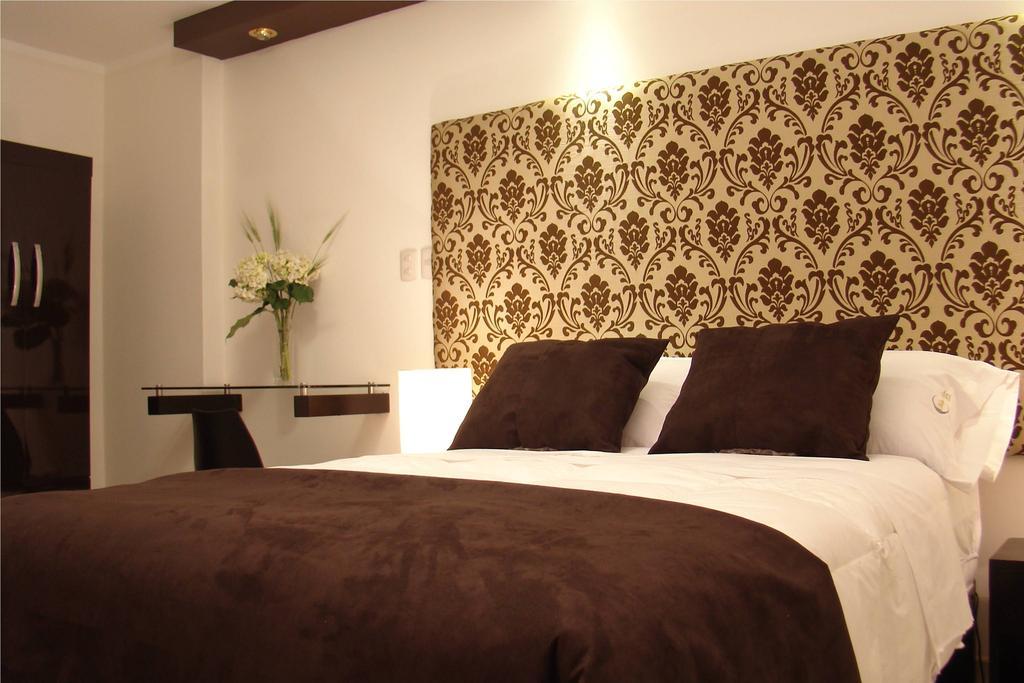 Hostal Media Luna Τρουχίλο Εξωτερικό φωτογραφία
